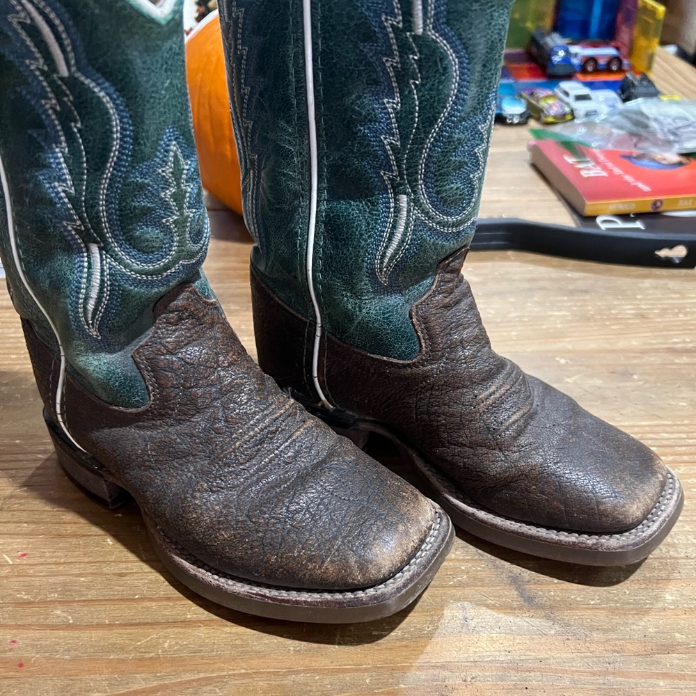 Old west toddler boots size 11